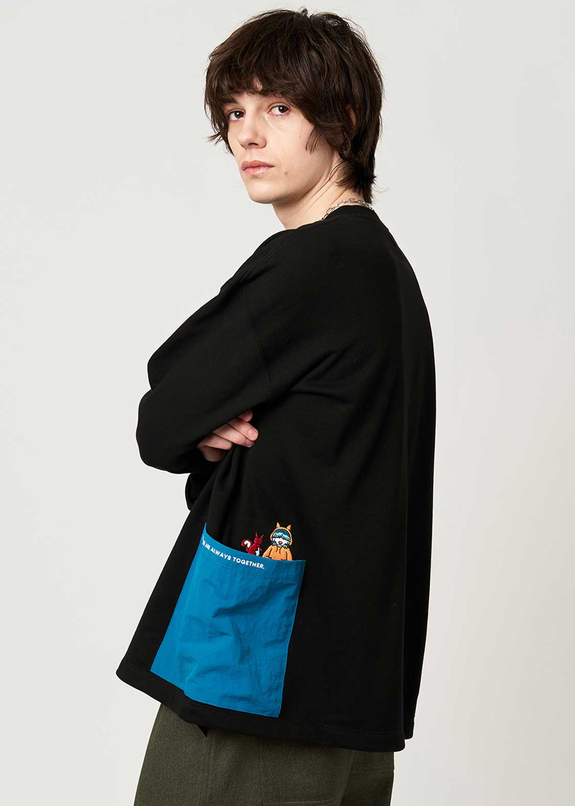 Shonen Wolf | Side Pocket Sweatshirt - Image 7