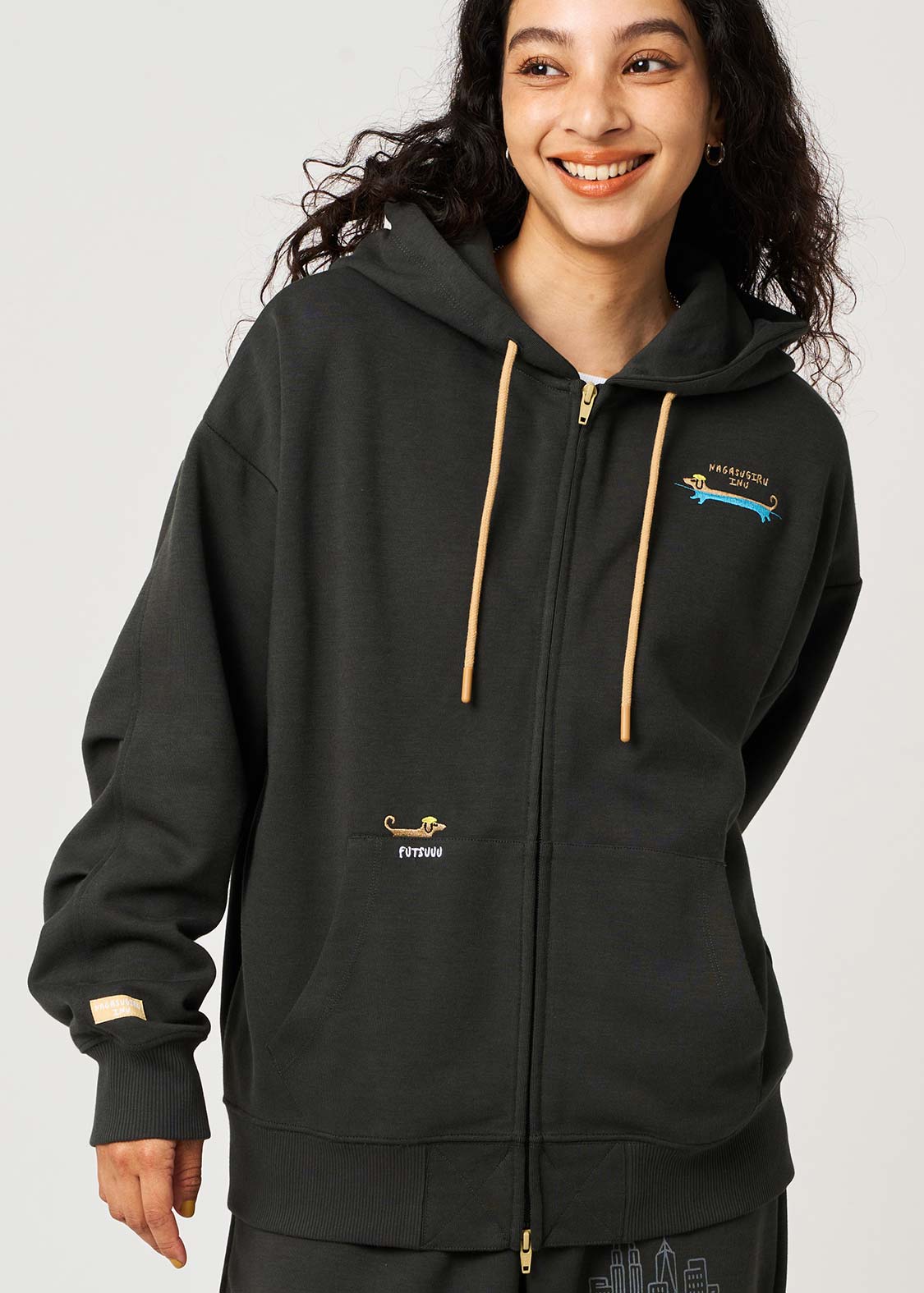 Nagasugiru Inu New York Time | Cardboard Big Zip Hoodie - Image 6