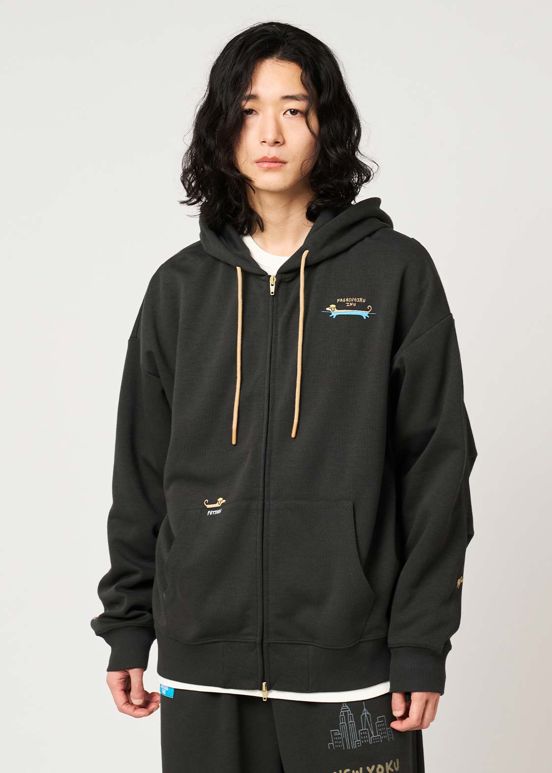 Nagasugiru Inu New York Time | Cardboard Big Zip Hoodie - Image 7