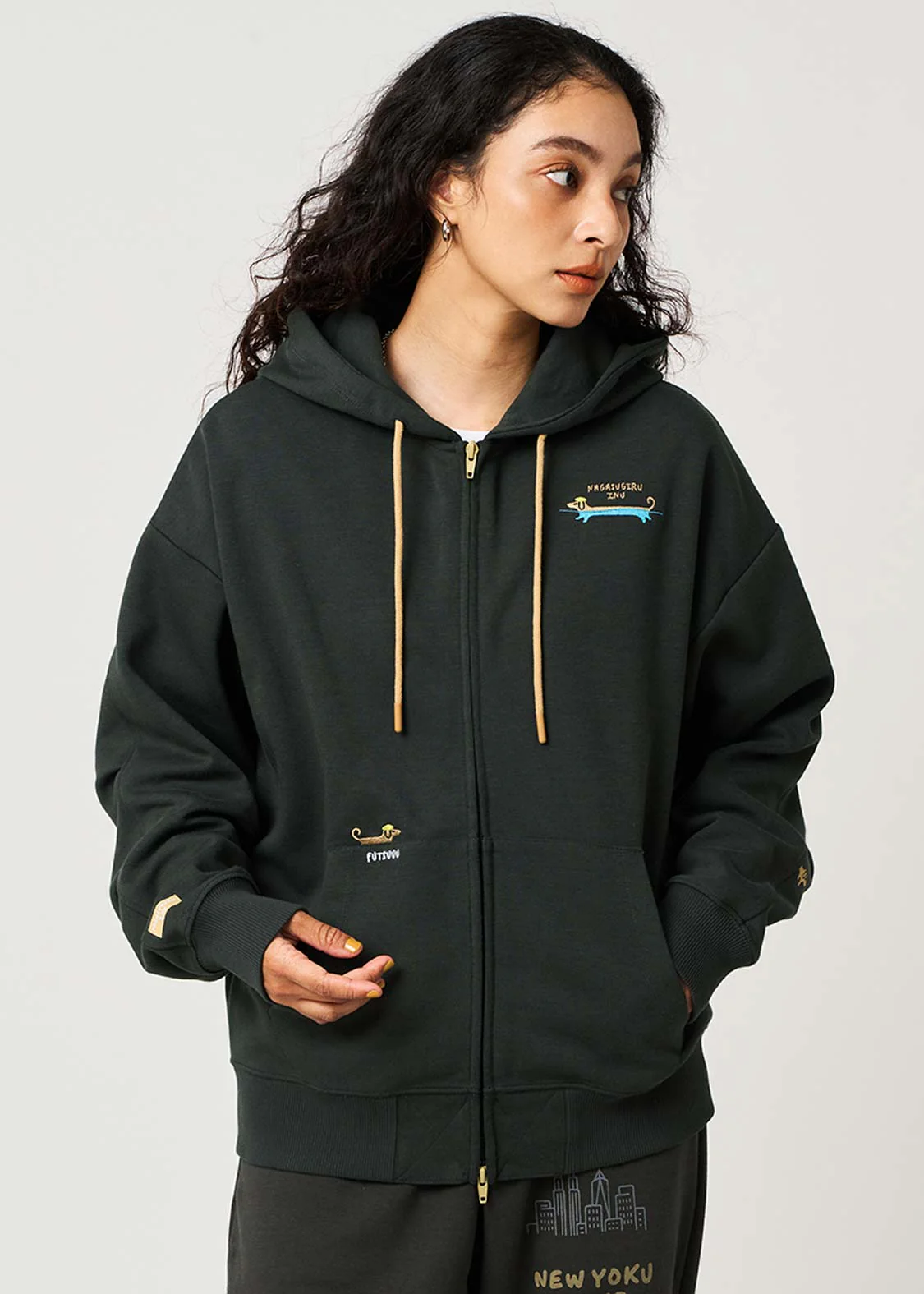 Nagasugiru Inu New York Time | Cardboard Big Zip Hoodie - Image 9
