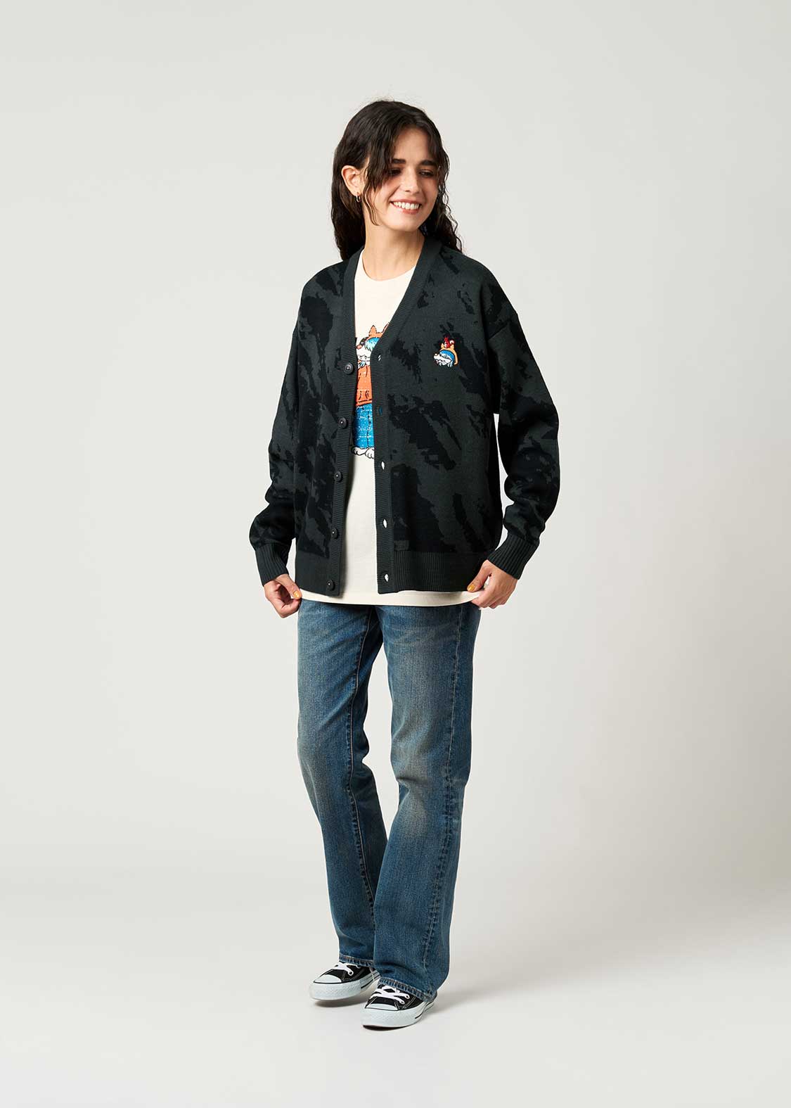 Shonen Wolf | Jacquard V-Neck Knit Cardigan - Image 10