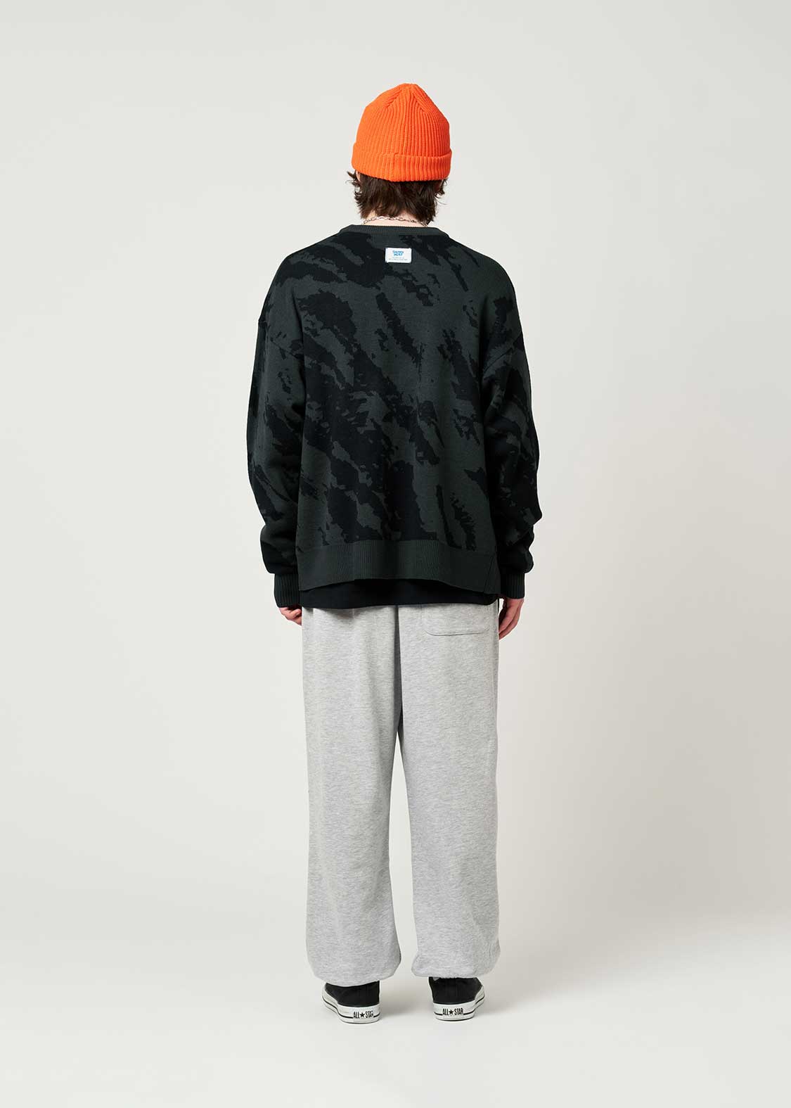 Shonen Wolf | Jacquard V-Neck Knit Cardigan - Image 8