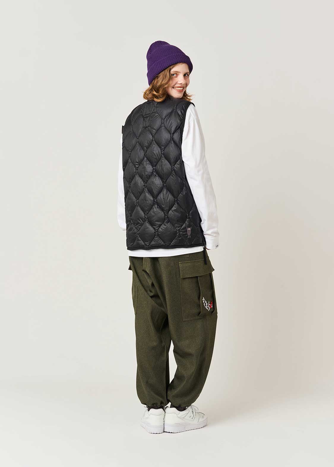 Beautiful Shadow | Light Shell Down Vest - Image 10