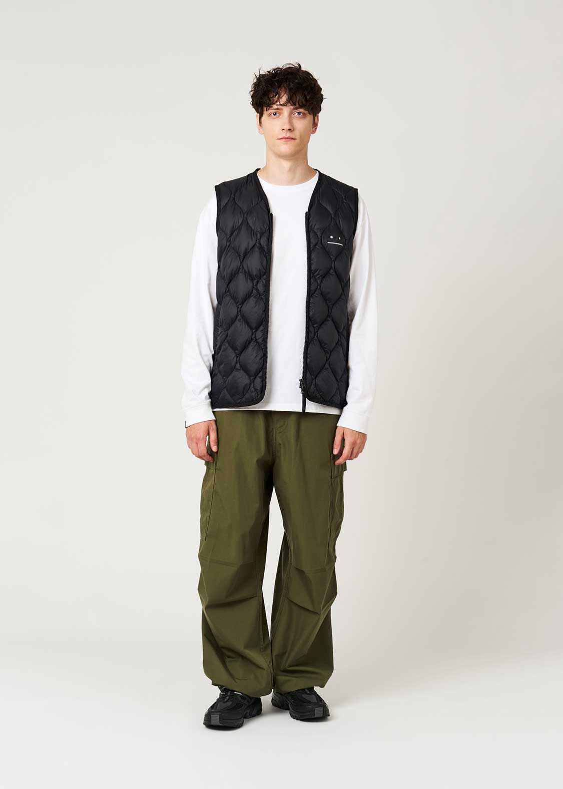 Beautiful Shadow | Light Shell Down Vest - Image 8