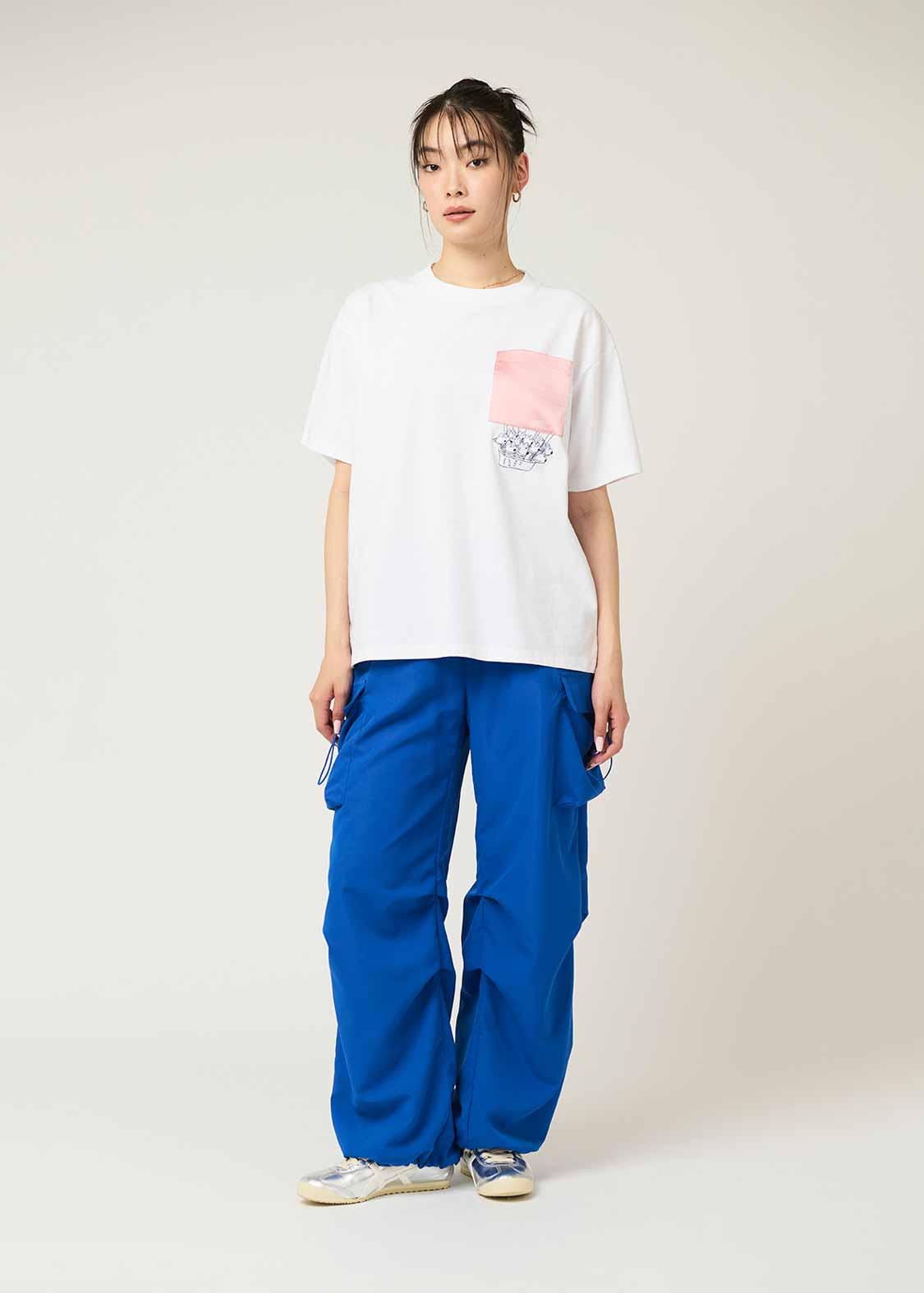 11 Piki no Neko Big Silhouette Short Sleeve Tshirt (11 Piki no Neko_Balloon) - Image 2