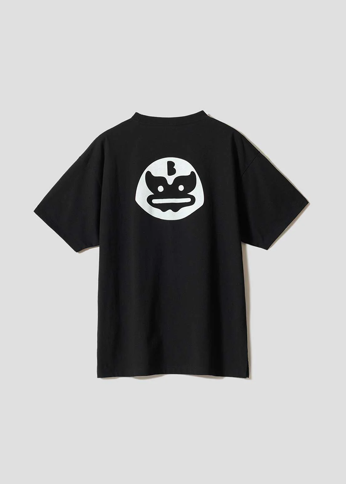 Beautiful Shadow Lucha | Big Pocket T-Shirt - Image 2