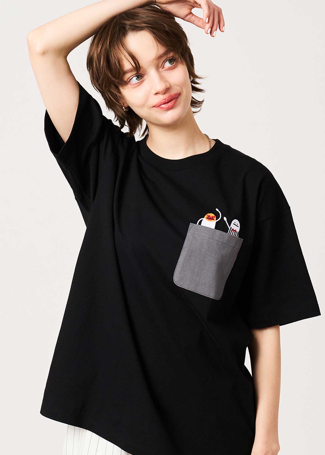 Beautiful Shadow Lucha | Big Pocket T-Shirt - Image 6