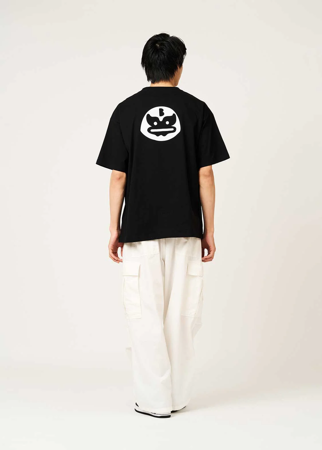 Beautiful Shadow Lucha | Big Pocket T-Shirt - Image 8