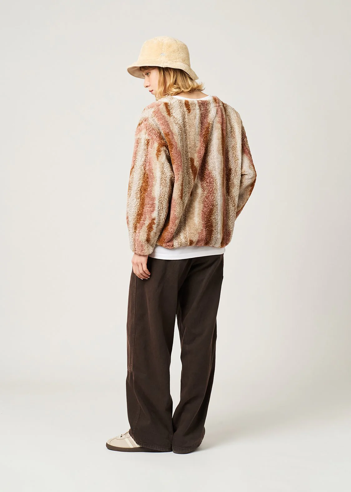 Ikaku Winter | Mixed Boa Cardigan - Image 10