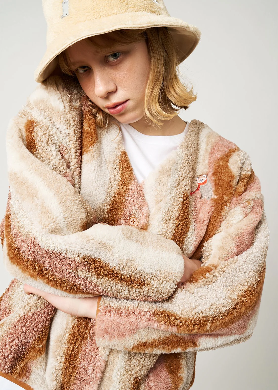Ikaku Winter | Mixed Boa Cardigan - Image 6