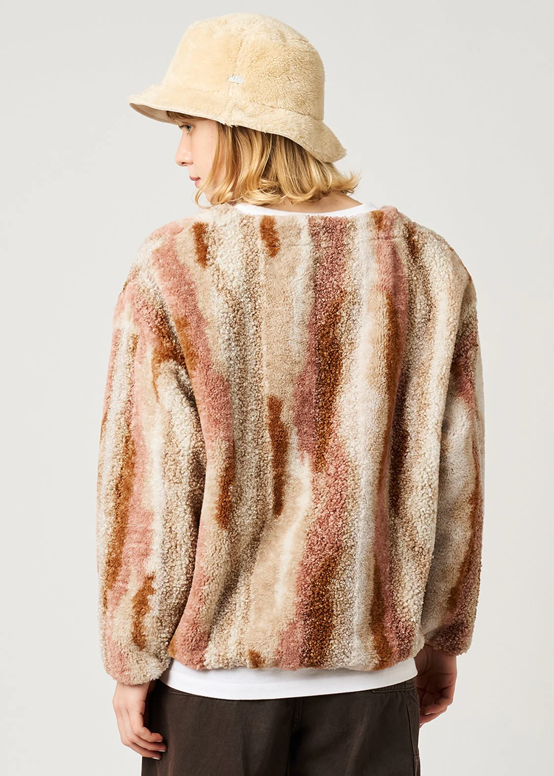 Ikaku Winter | Mixed Boa Cardigan - Image 7