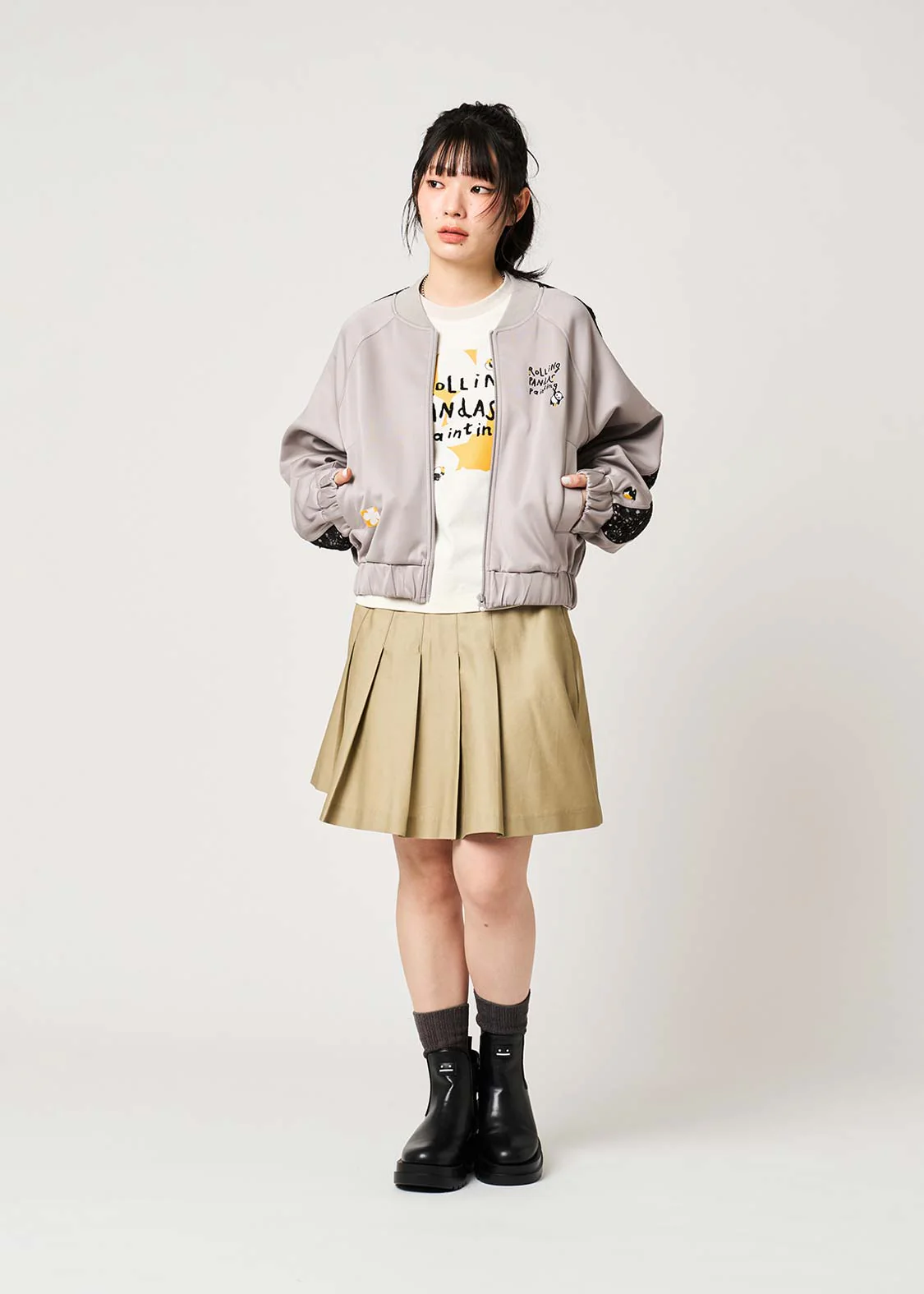 Rolling Pandas Painting | Lace Short Blouson - Image 8