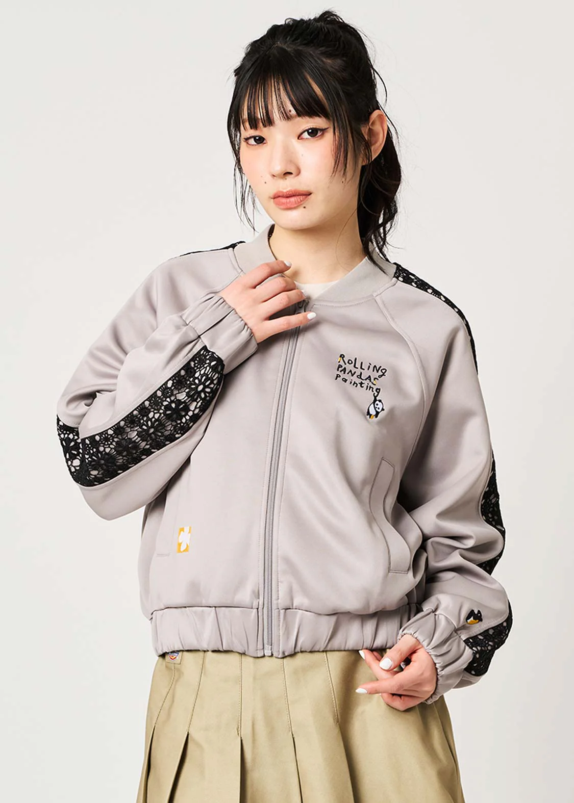 Rolling Pandas Painting | Lace Short Blouson - Image 9