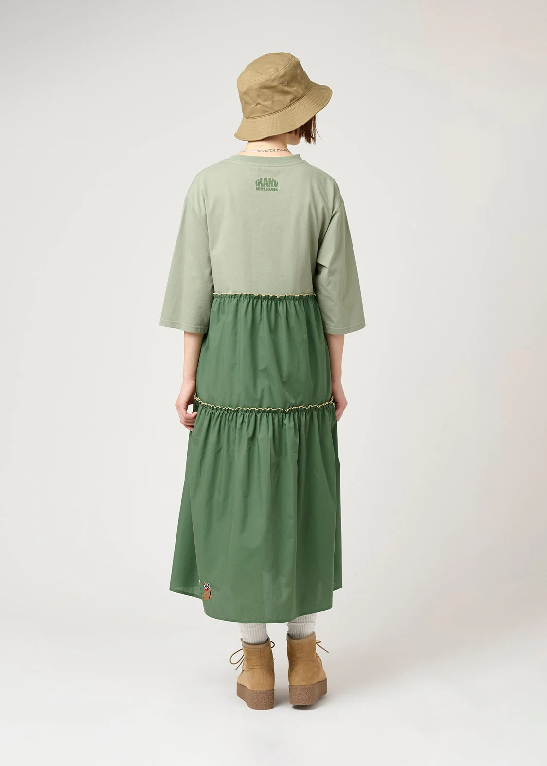 Docking Tiered Middle Sleeve One-Piece (Ikaku Niterune) - Image 2