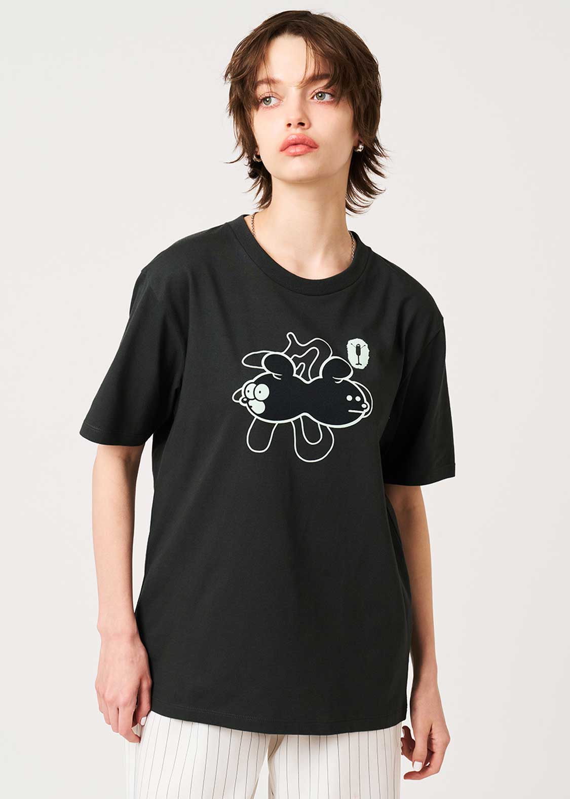 Bridgeship House Share | T-Shirt - Image 9