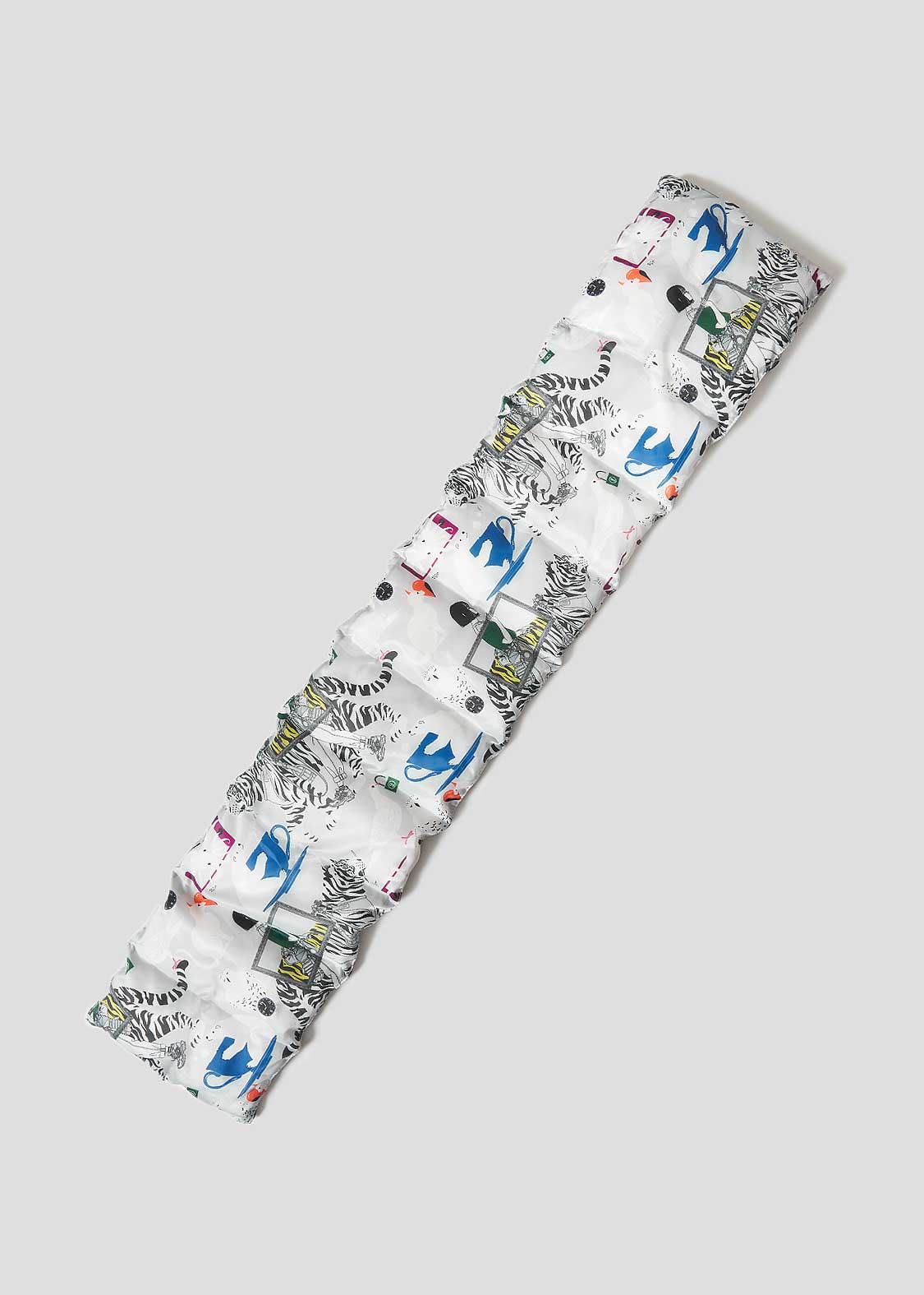 Yusuke Nakamura Down Muffler (Yusuke Nakamura_graniph pattern) - Image 9