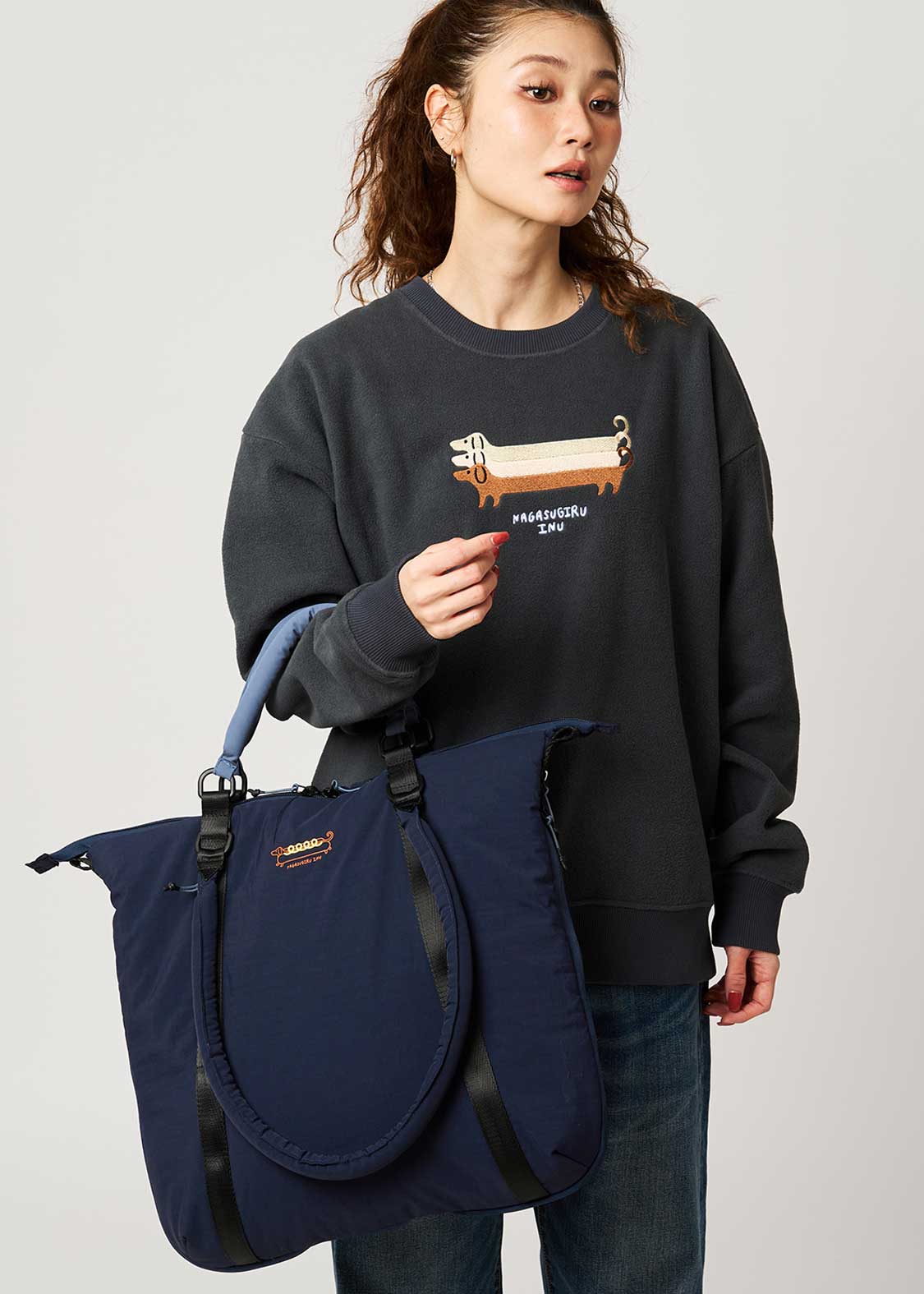 Nagasugiru Inu Meets Hot Dog | 2-Way Tote Bag - Image 6