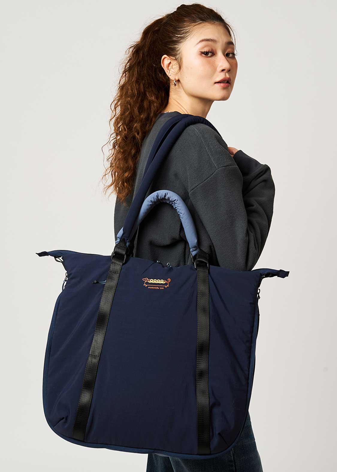 Nagasugiru Inu Meets Hot Dog | 2-Way Tote Bag - Image 9