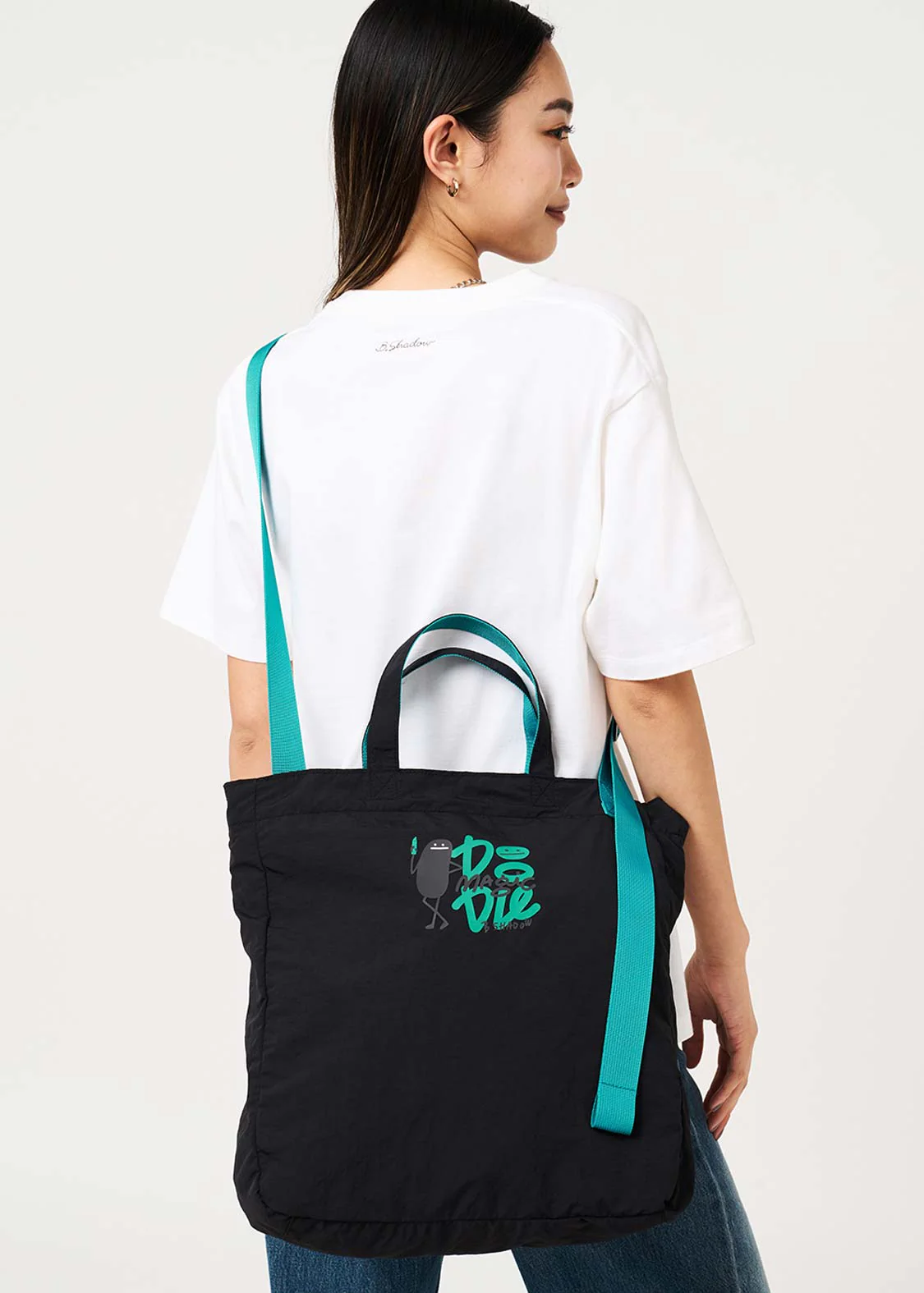 Magic Paint Beautiful Shadow | 2-Way Tote Bag - Image 9