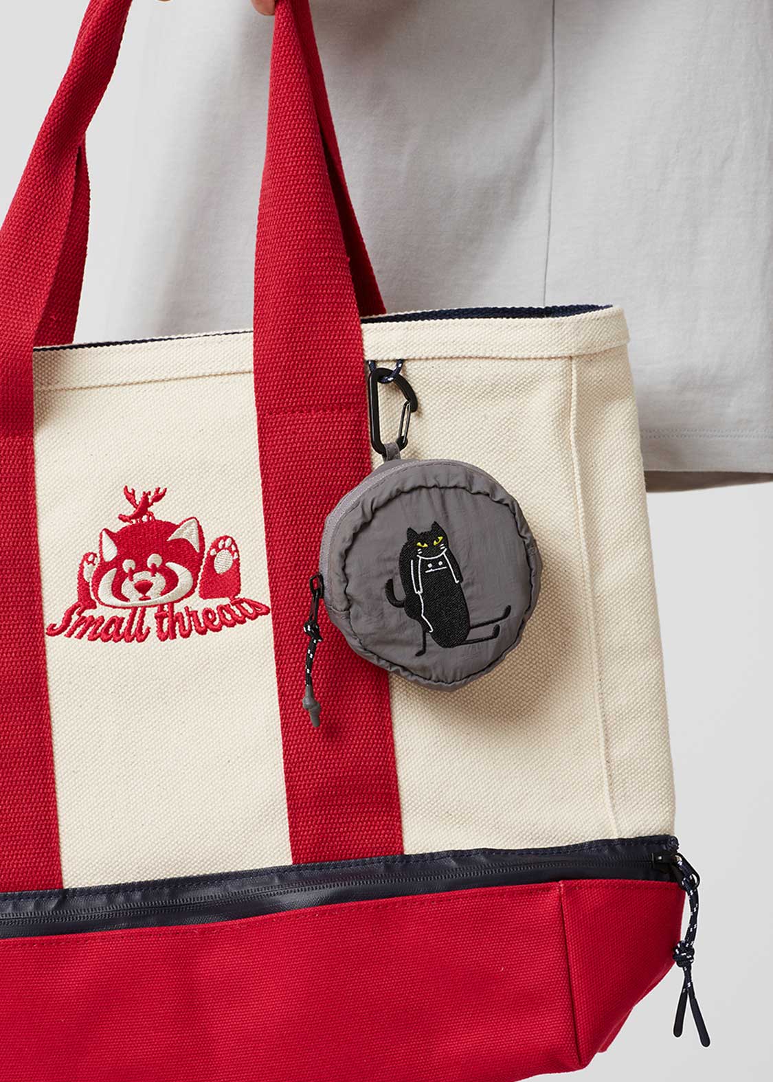 Circle Pouch (Nekokaburi Beautiful Shadow) - Image 7