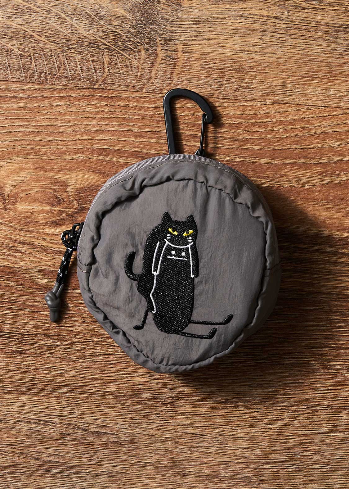 Circle Pouch (Nekokaburi Beautiful Shadow) - Image 8
