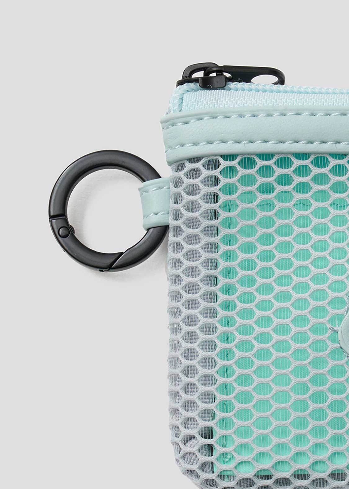 Icebonne B | Mesh Flat Pouch - Image 5