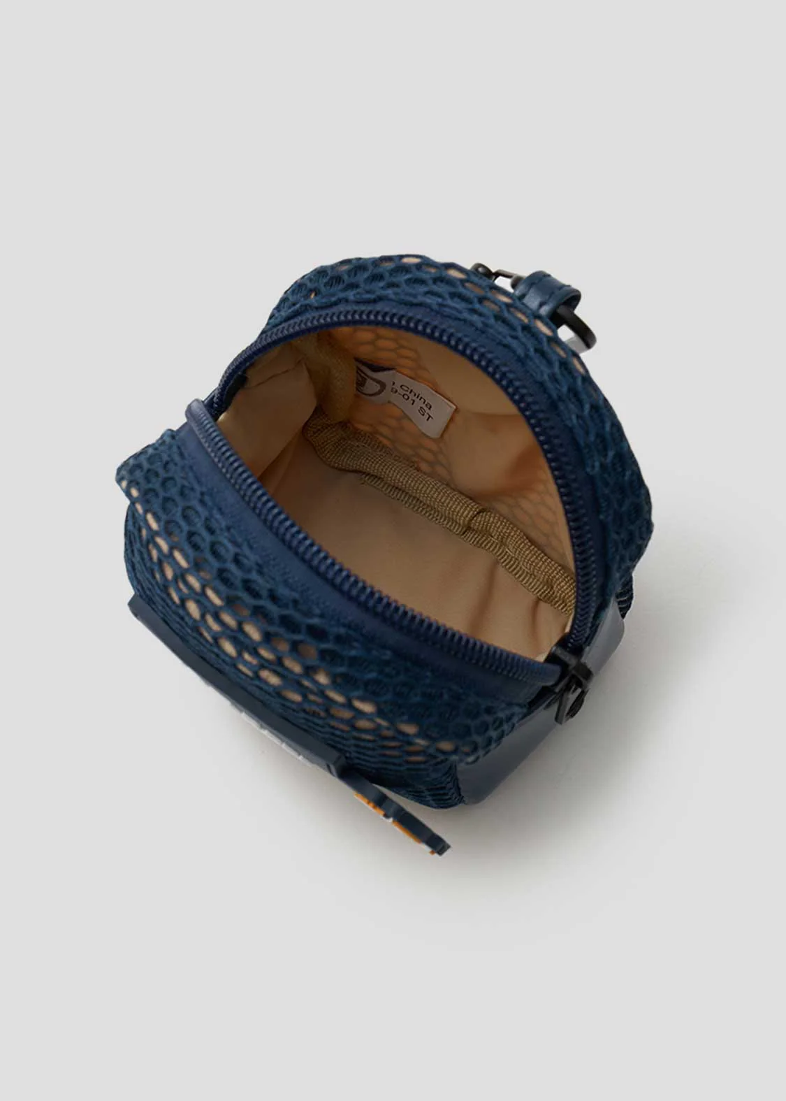Ikaku B | Mesh Square Pouch - Image 8