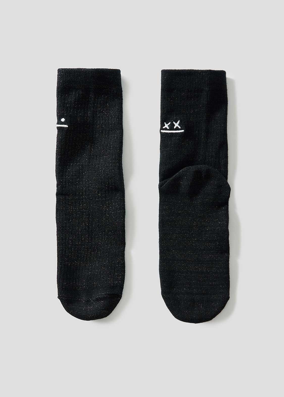 Beautiful Shadow Zoom | Glitter Mid-Length Socks - Image 3