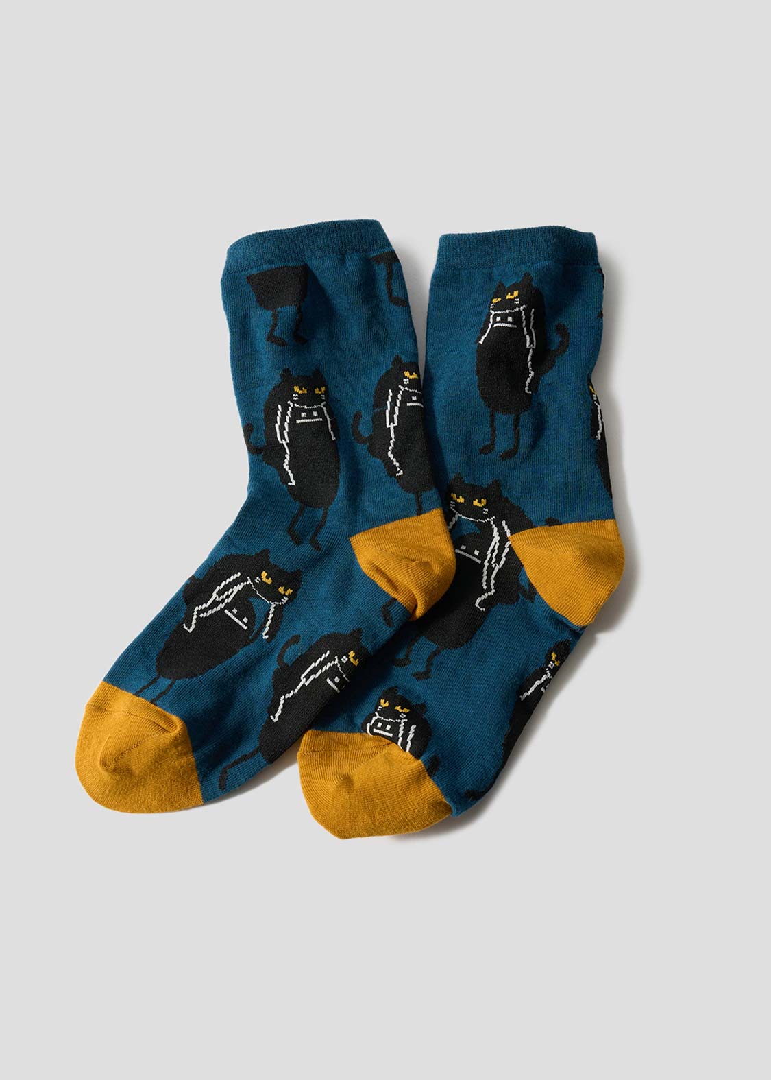 Neko Kaburi Beautiful Shadow A | Mid-Length Socks - Image 6