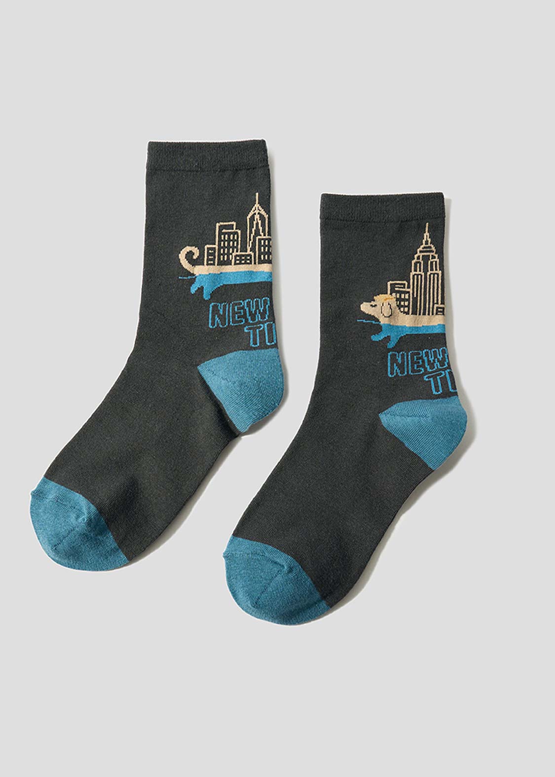 Nagasugiru Inu New York Time | Mid Socks