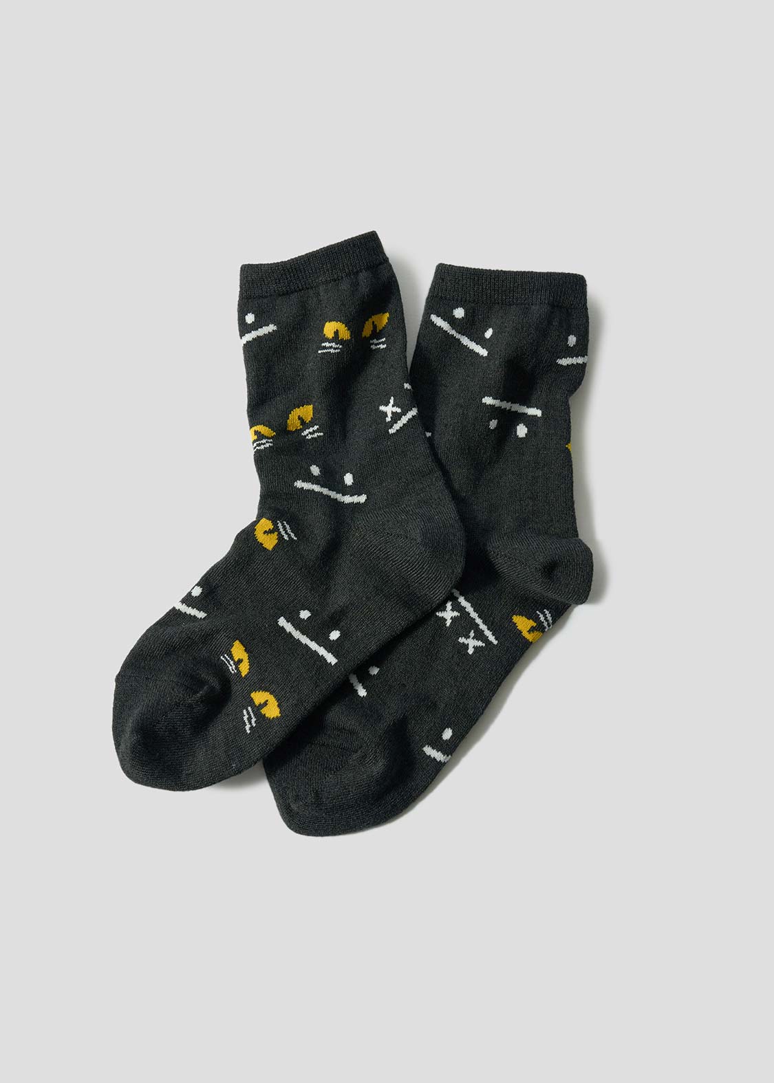 Neko Kaburi Beautiful Shadow A | Linen Mid-Length Socks - Image 6