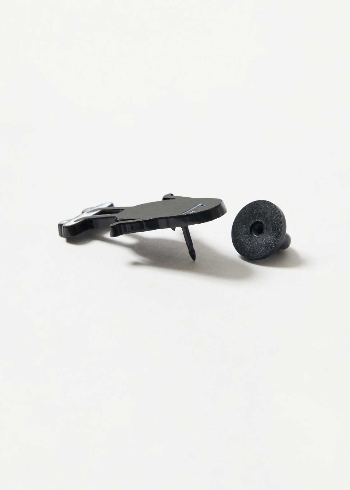 Beautiful Shadow Skateboard | Pins - Image 5