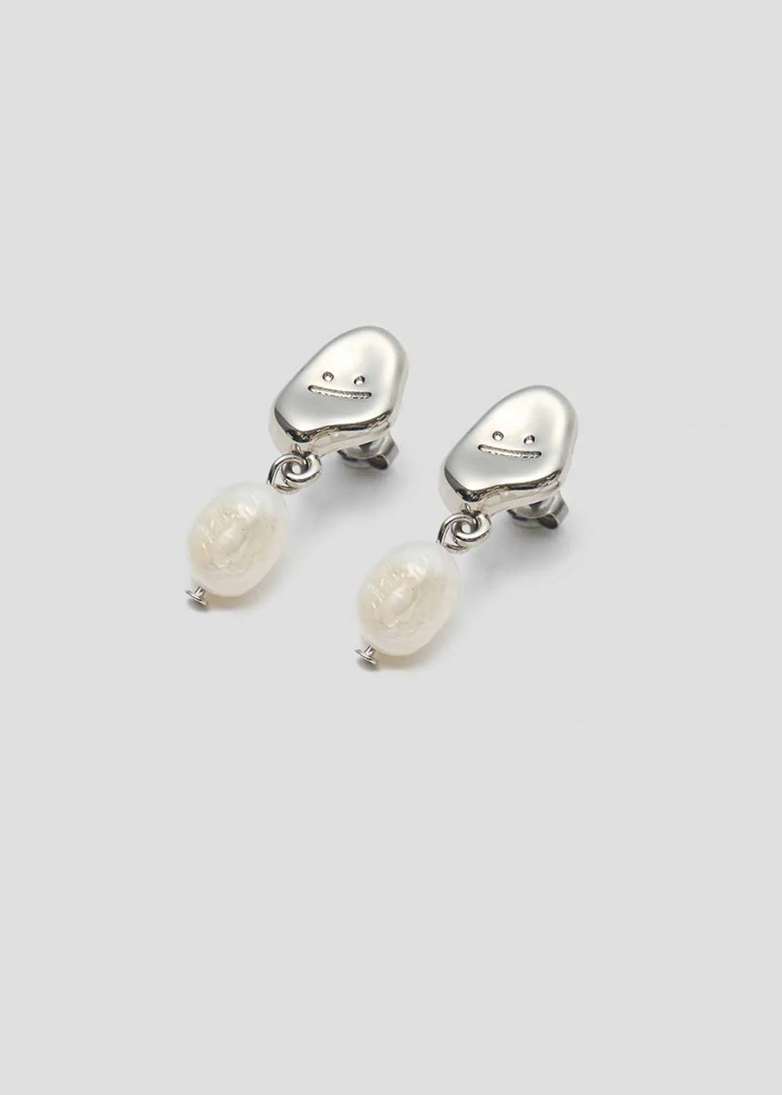 Beautiful Shadow Zoom D | Single Baroque Pearl Earrings - Image 7